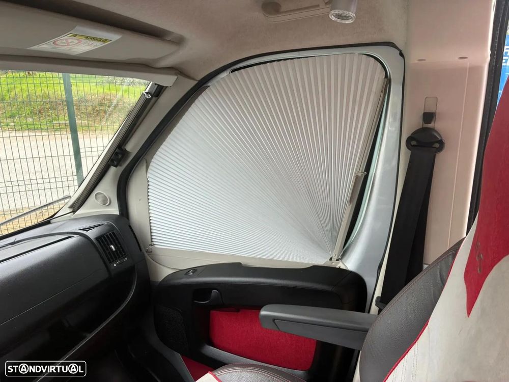 Citroën Jumper 2.0 BlueHDi 35 L4 CD - 19