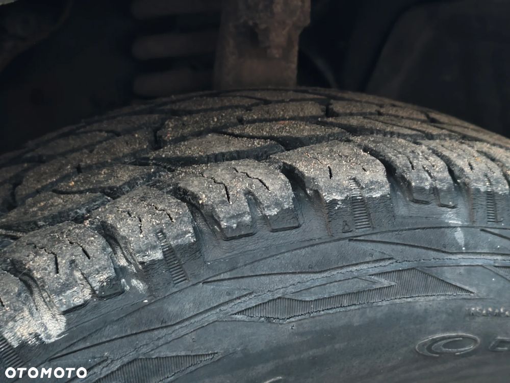 Jeep Grand Cherokee - 12