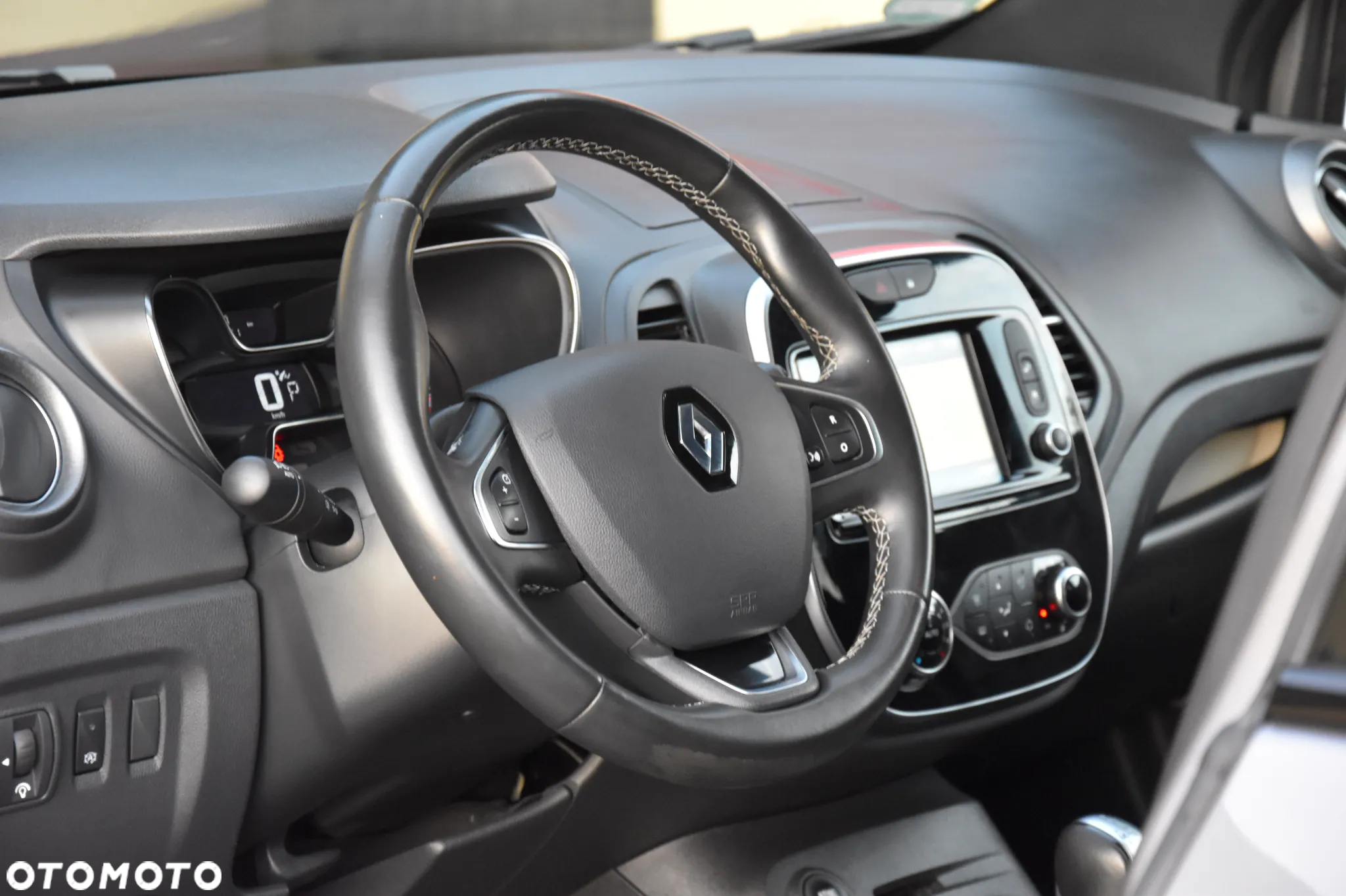 Renault Captur ENERGY TCe 120 EDC Bose Edition - 20