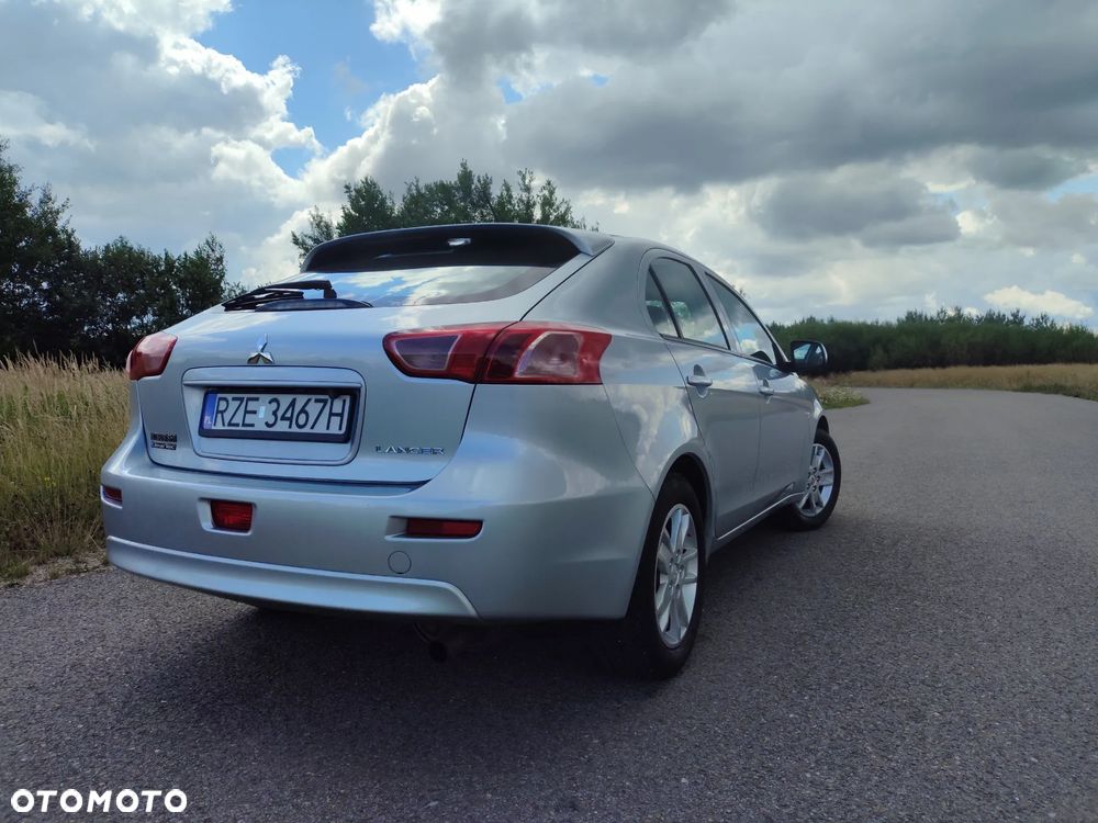 Mitsubishi Lancer - 5