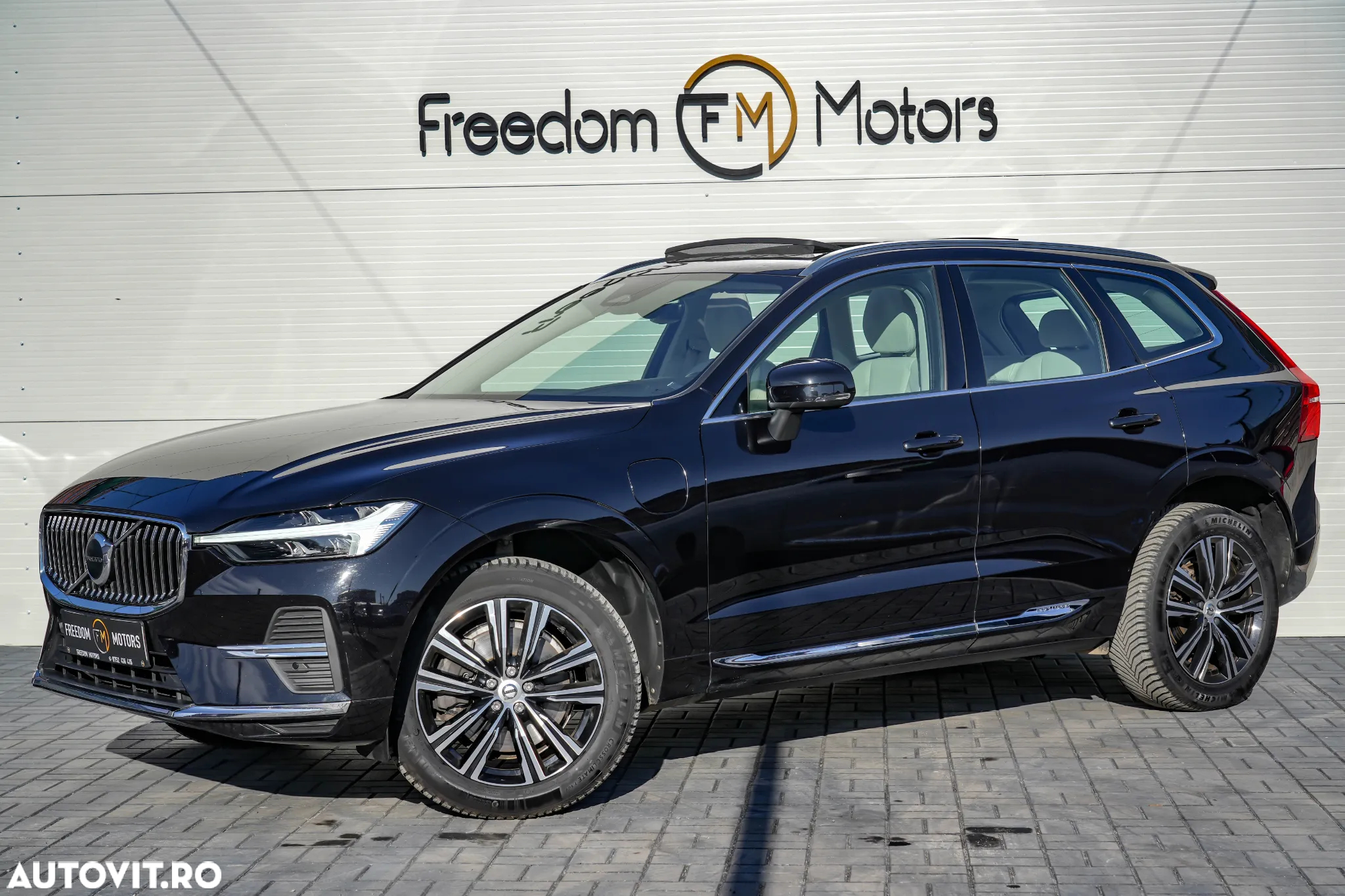 Volvo XC 60 T6 AWD Recharge Geartronic Inscription Expression - 6