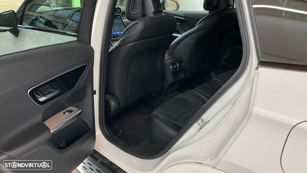Mercedes-Benz GLC 300 e 4Matic 9G-TRONIC Edition AMG Line - 5