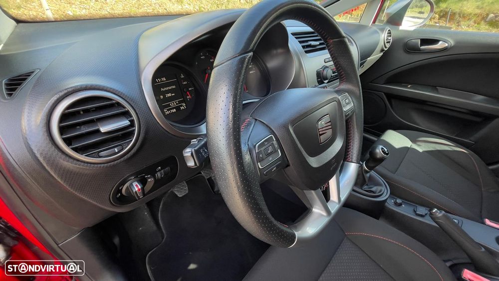 SEAT Leon 2.0 TDI DPF FR - 7