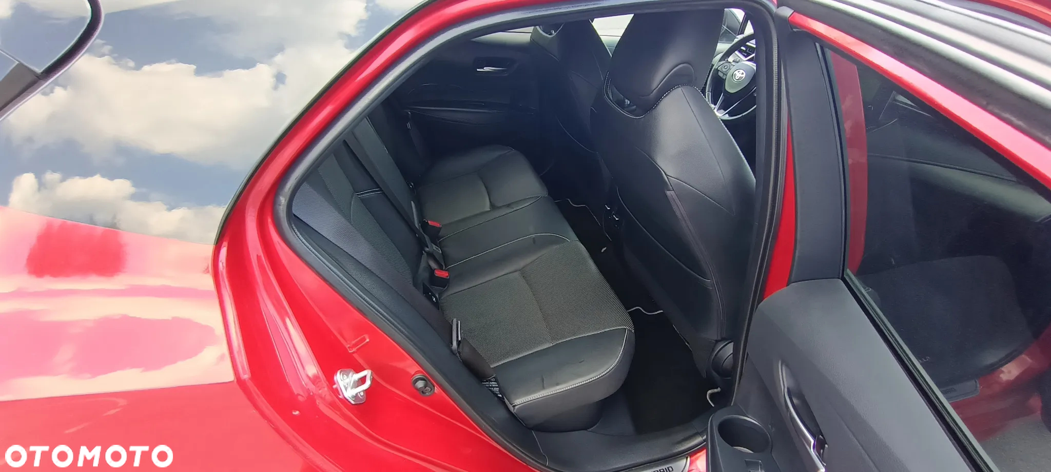 Toyota Corolla 2.0 Hybrid GR Sport Black Edition - 26