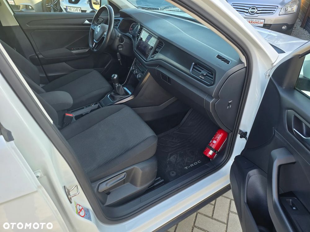 Volkswagen T-Roc - 11