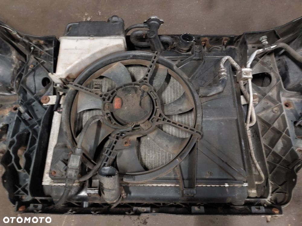 PAS PRZEDNI WZMOCNIENIE CZOŁOWE + CHŁODNICE + LAMPY HYUNDAI GETZ I 1.5 CRDI - 10