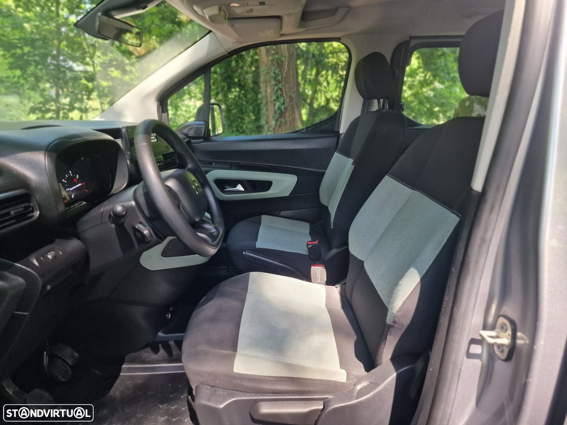 Citroën Berlingo 1.2 PureTech M Feel - 35