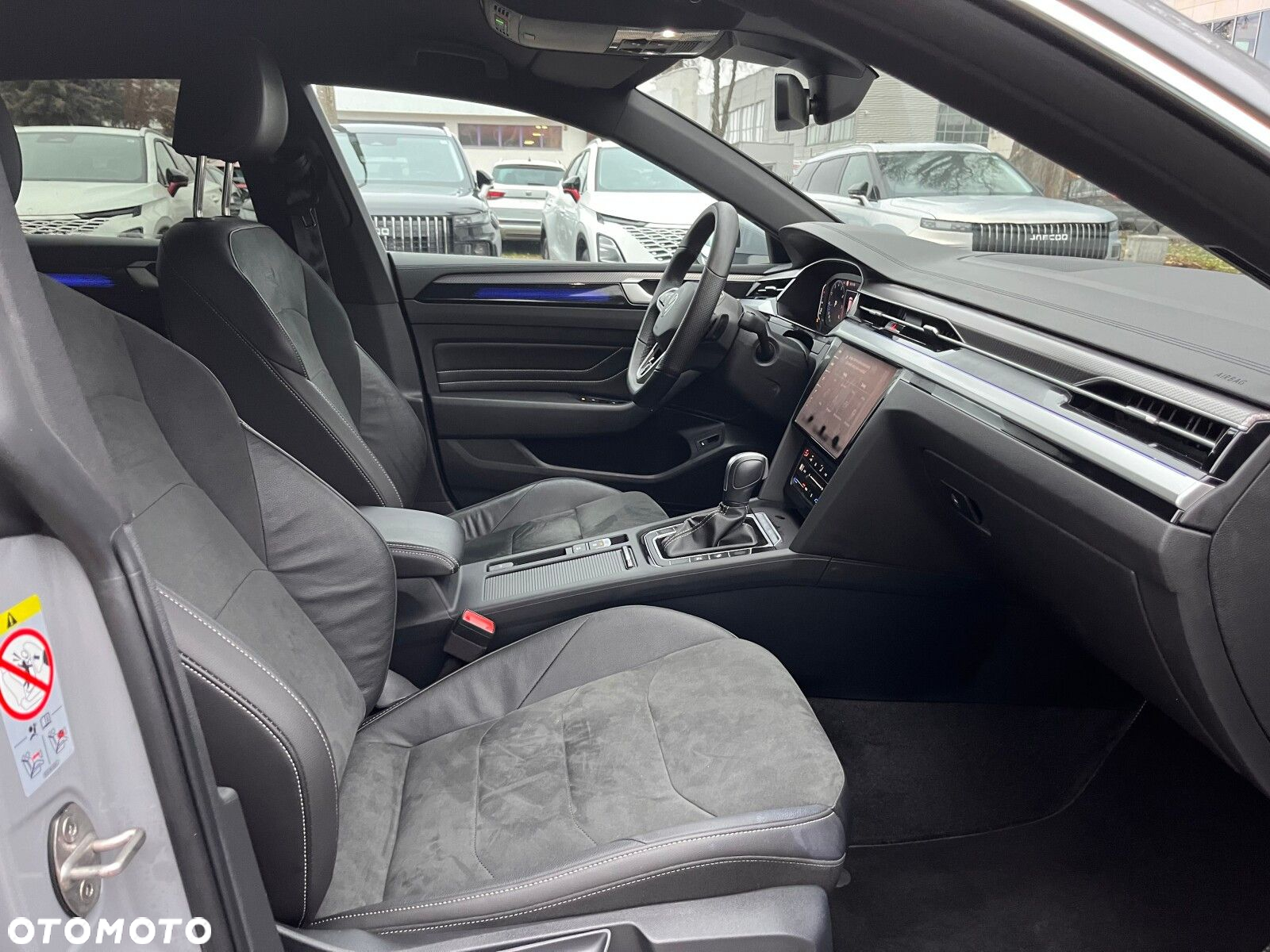Volkswagen Arteon 2.0 TSI R-Line DSG - 33