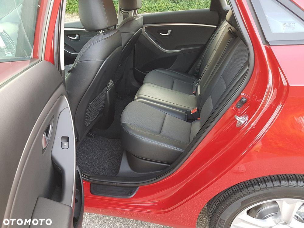Hyundai i30 1.4 Fifa World Cup Edition - 33