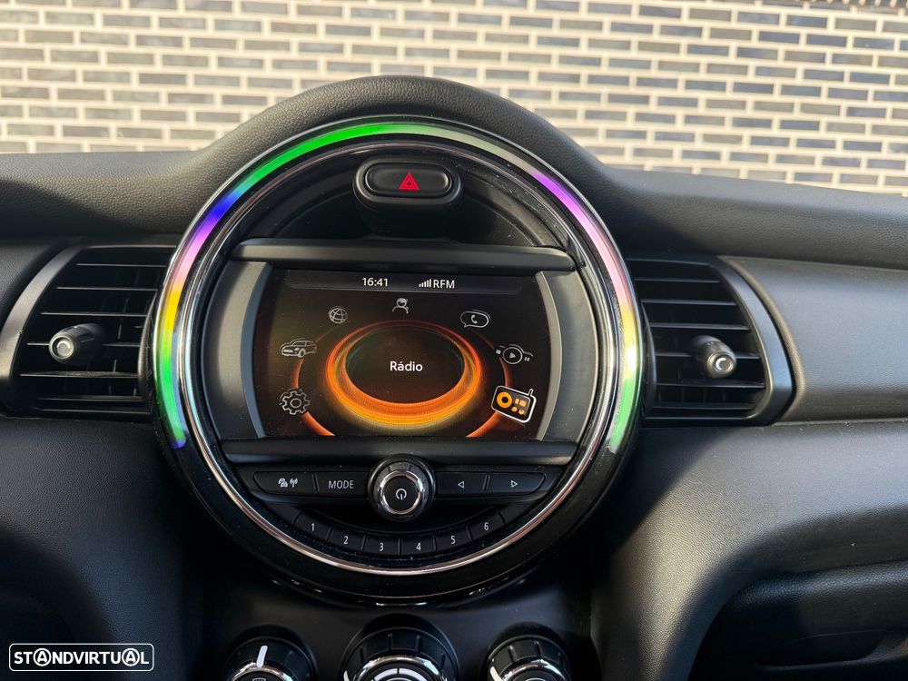 MINI 3 Portas One First - 12