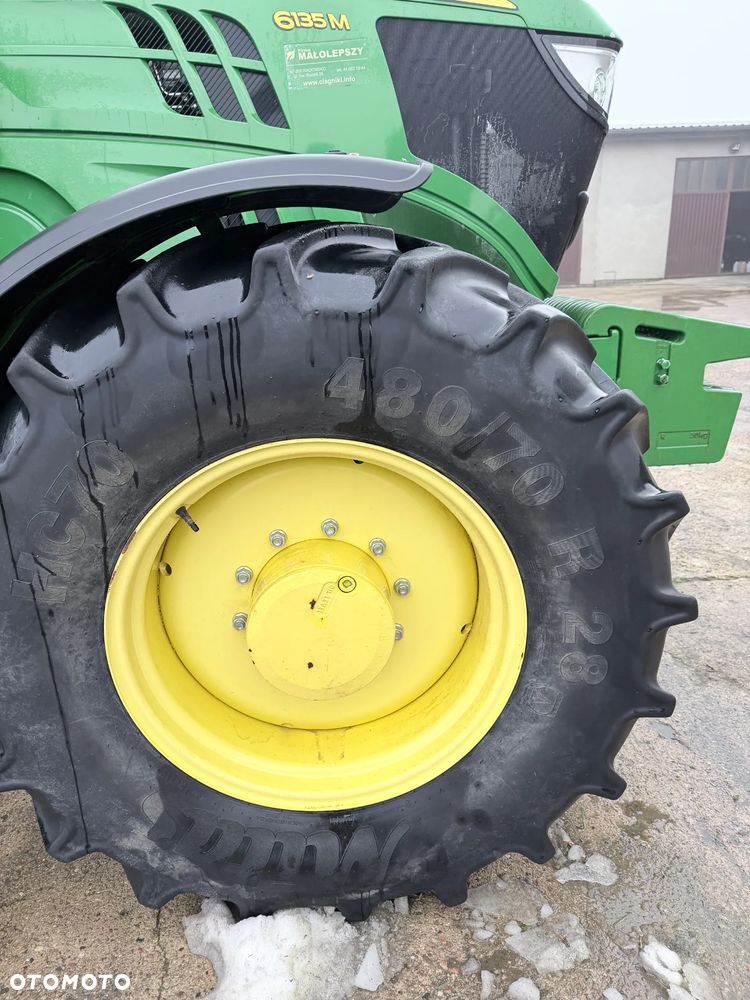 John Deere 6135M - 8