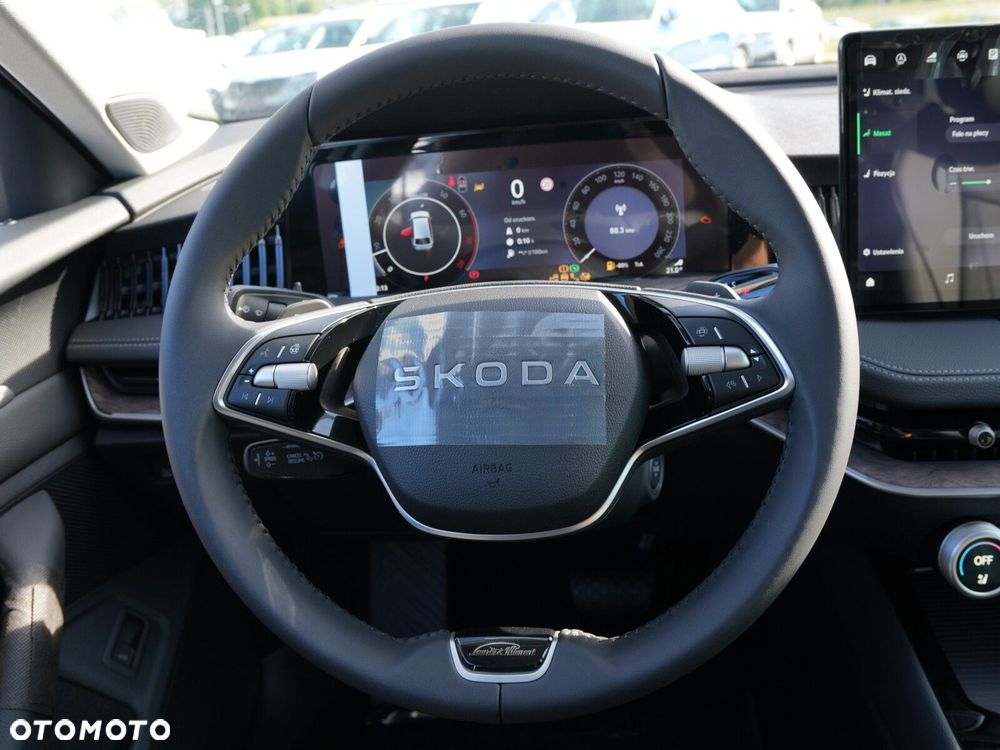 Skoda Superb 2.0 TDI SCR 4x4 L&K DSG - 27