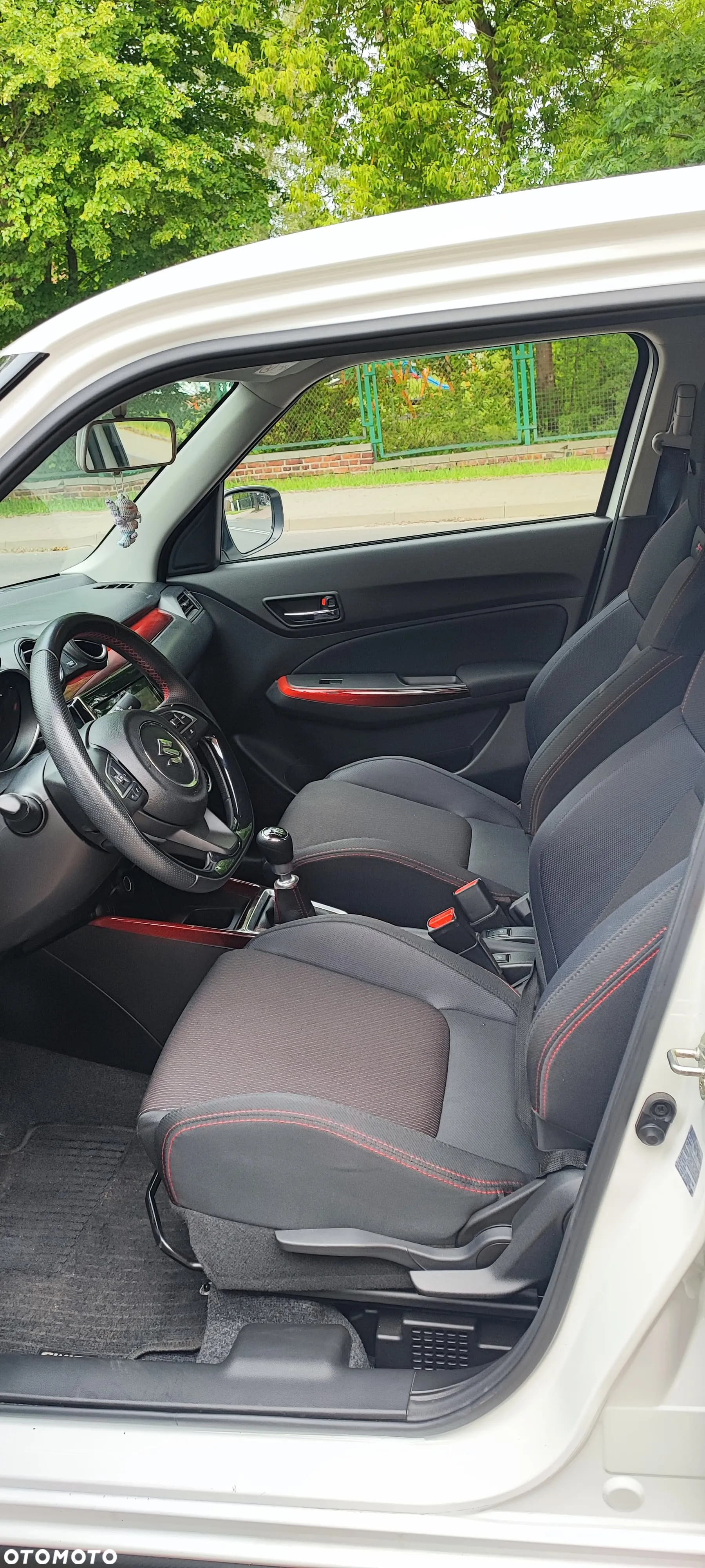 Suzuki Swift Sport 1.4 Boosterjet Hybrid - 15