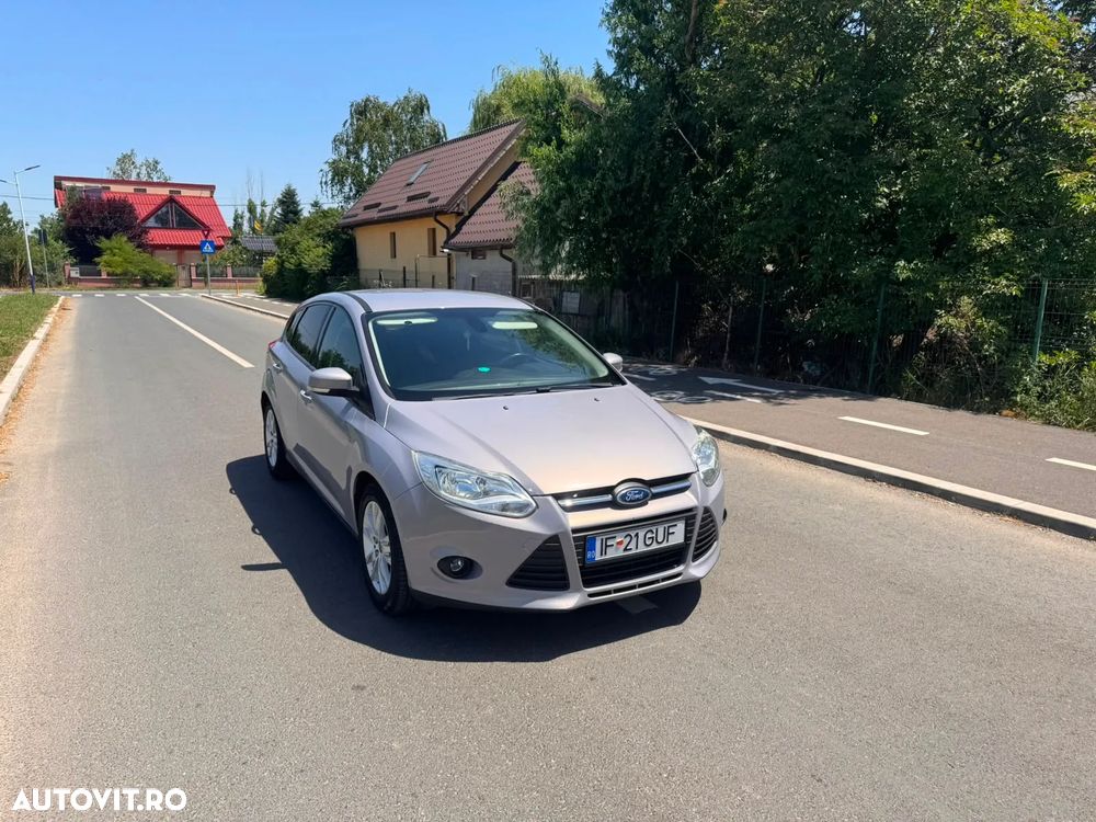 FORD Focus 2012 — imagine 8