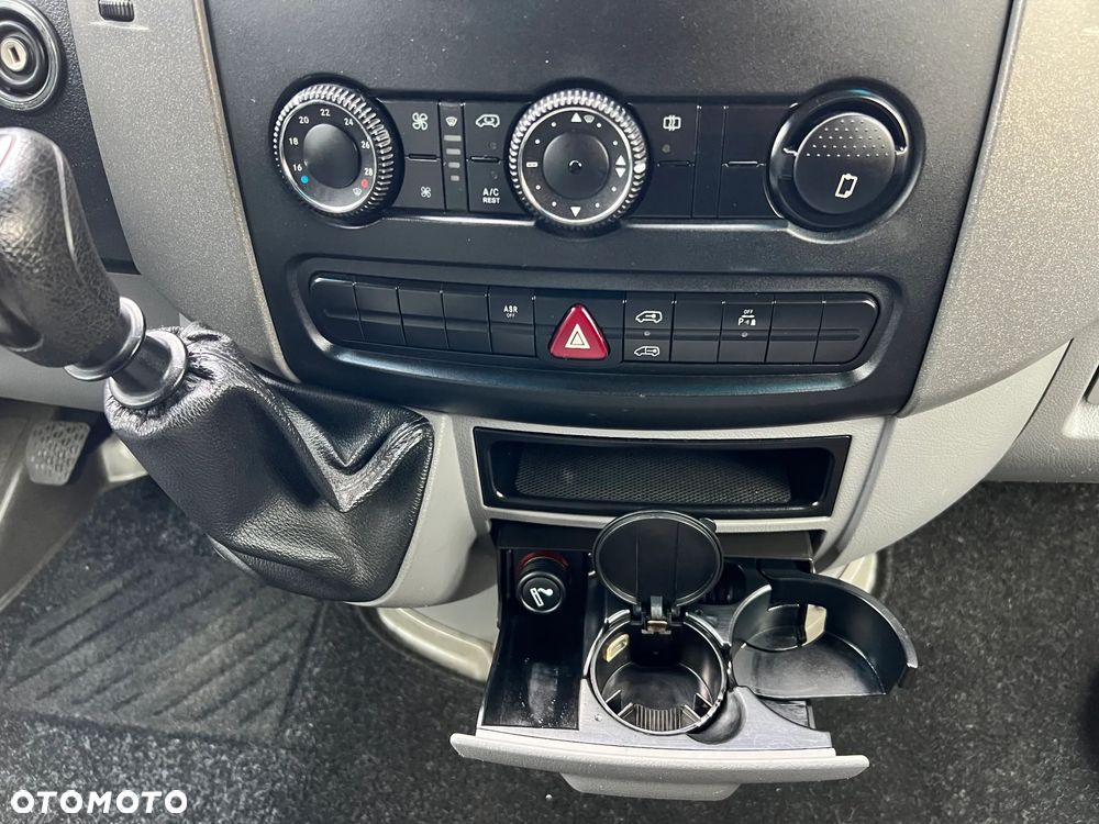 Volkswagen CRAFTER - 31