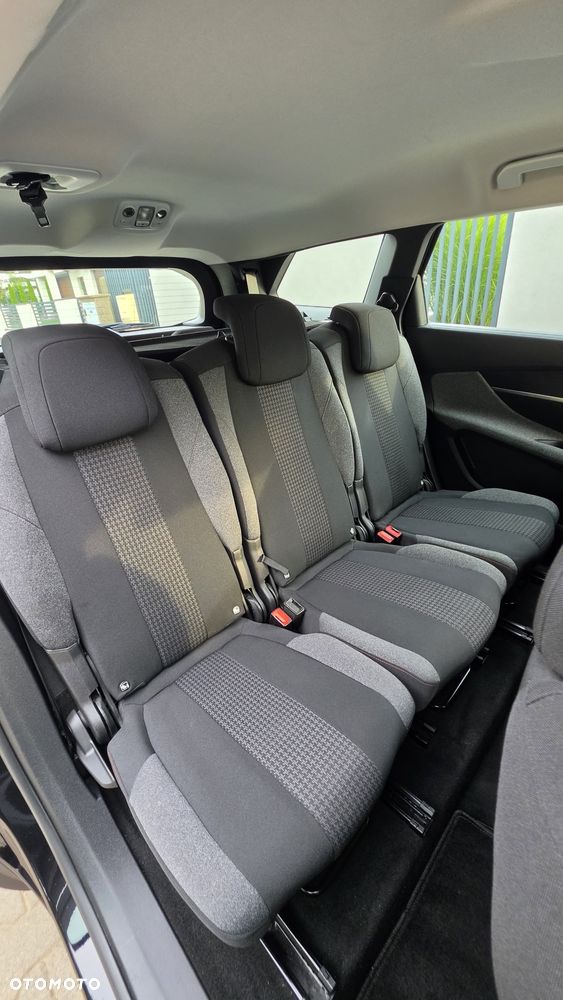 Peugeot 5008 BlueHDI 130 EAT8 Active Pack - 22