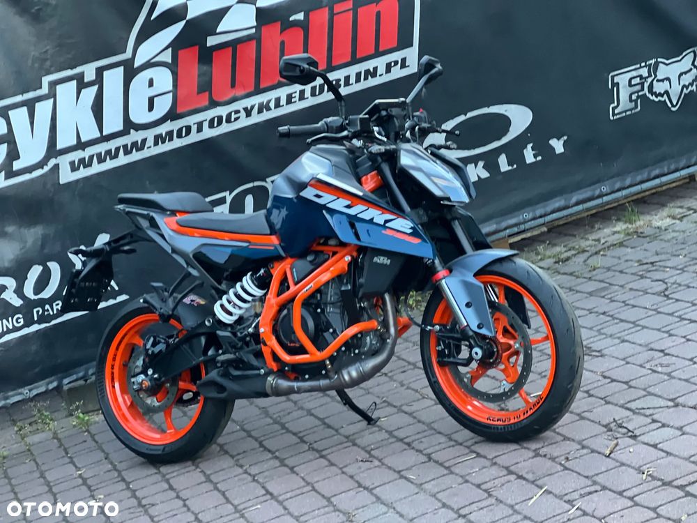 KTM Duke 390 - 1