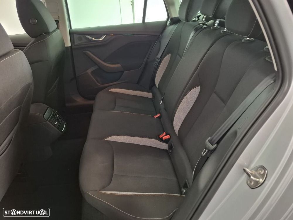 Skoda Scala 1.0 TSI DSG - 13
