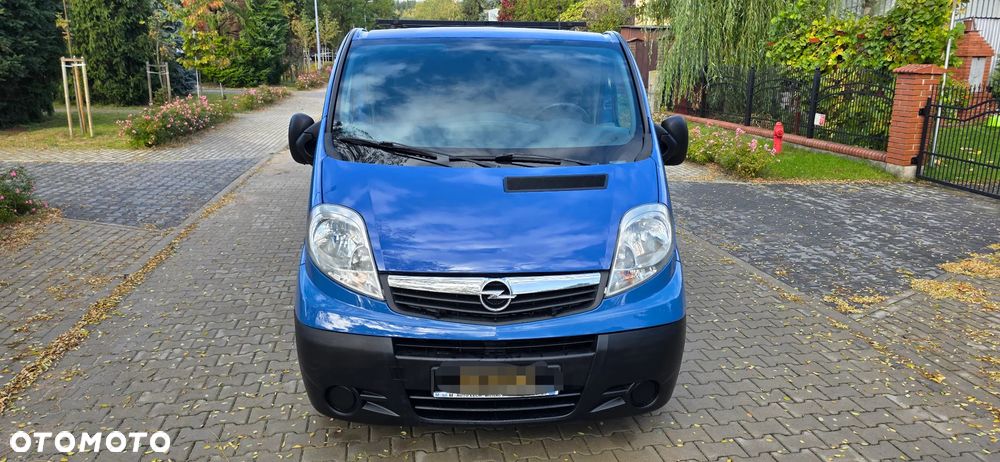 Opel Vivaro - 12