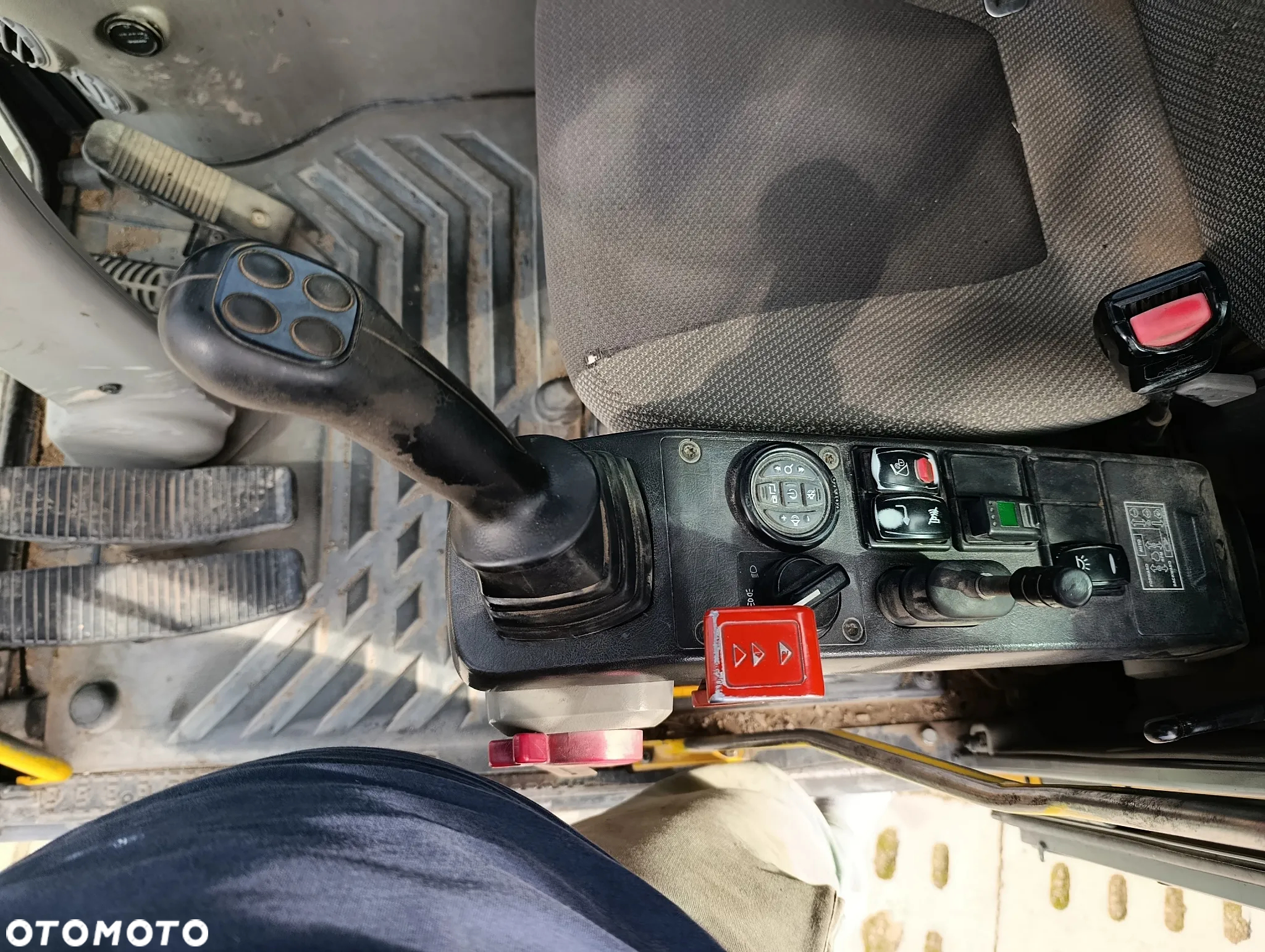 Volvo EW160C - 16