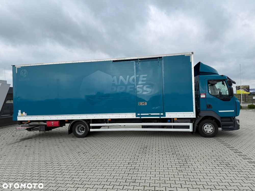 Renault D12 / 220 KM / WINDA / KONTENER 8,30M / ROLETA ELEKTRYCZNA / Z FRANCJI / STAN BDB / / / - 4