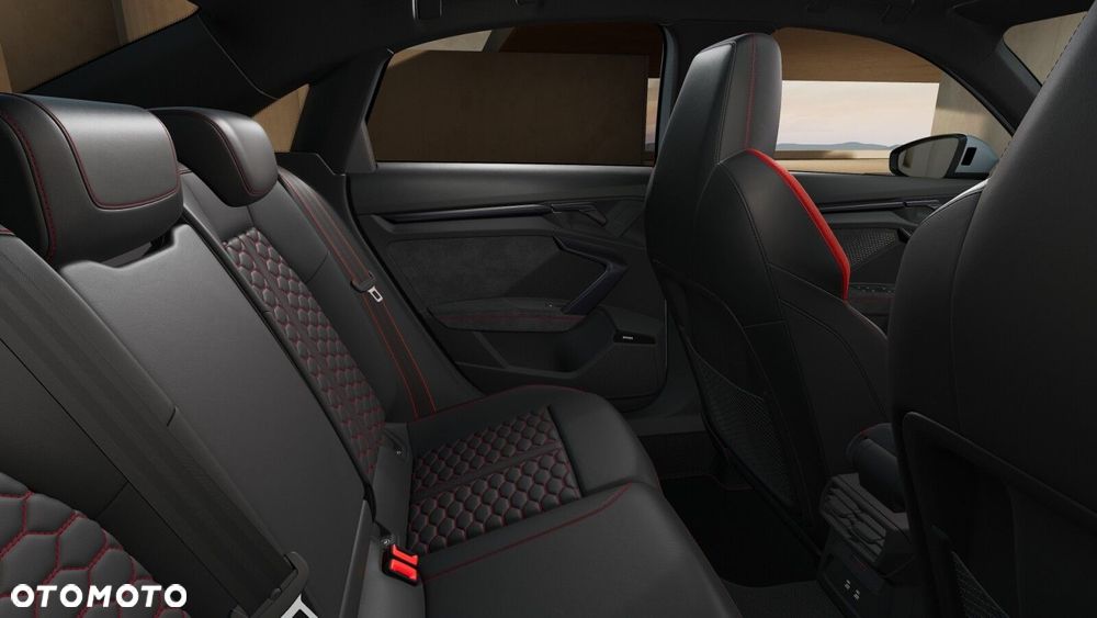 Audi RS3 Limousine - 10