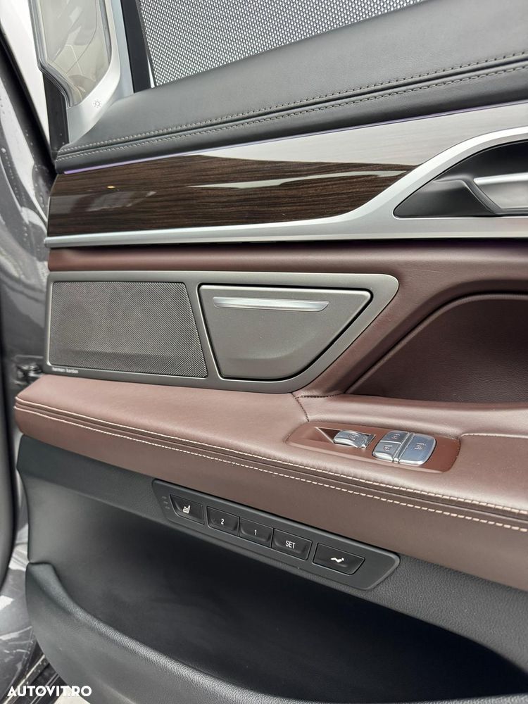 BMW Seria 7 740d xDrive - 30