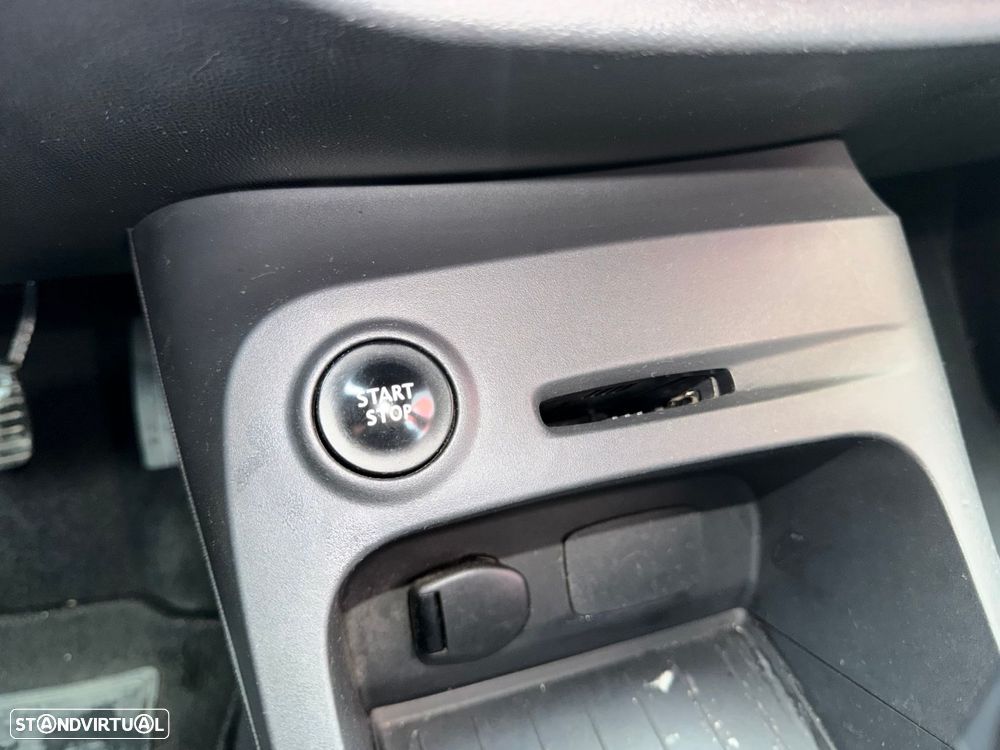 Renault Captur 1.5 dCi EDC - 11