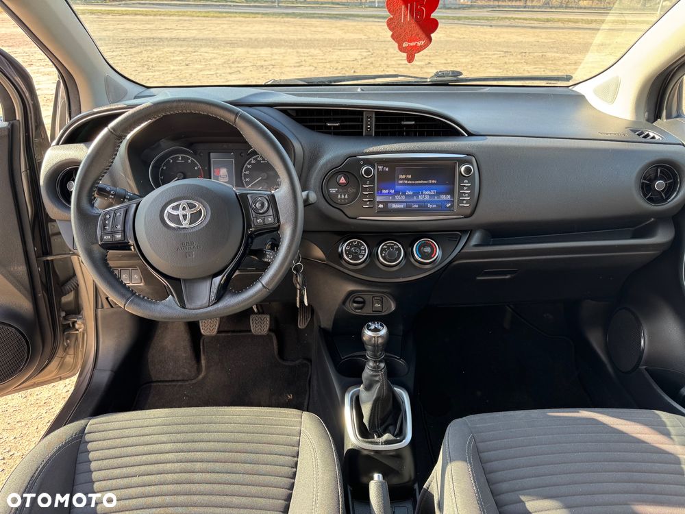 Toyota Yaris 1.5 Life - 9