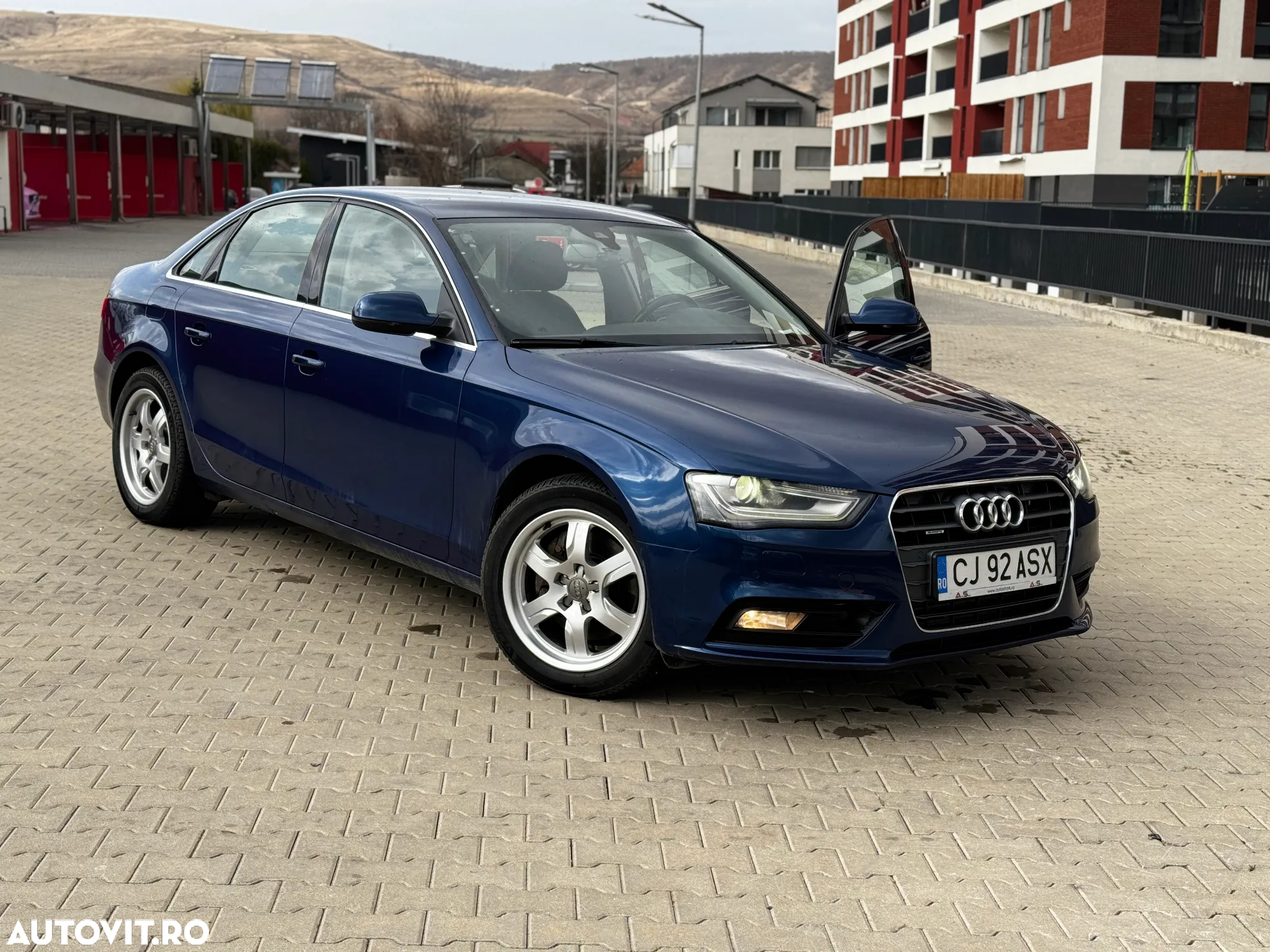 Audi A4 3.0 TDI DPF clean diesel quattro S tronic Ambiente - 9
