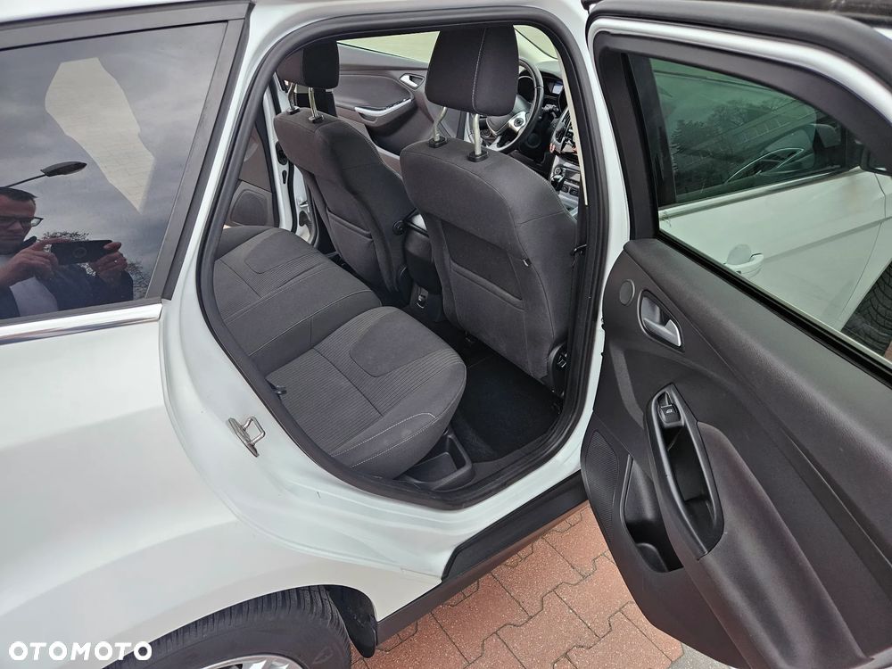 Ford Focus 1.0 EcoBoost Edition - 10