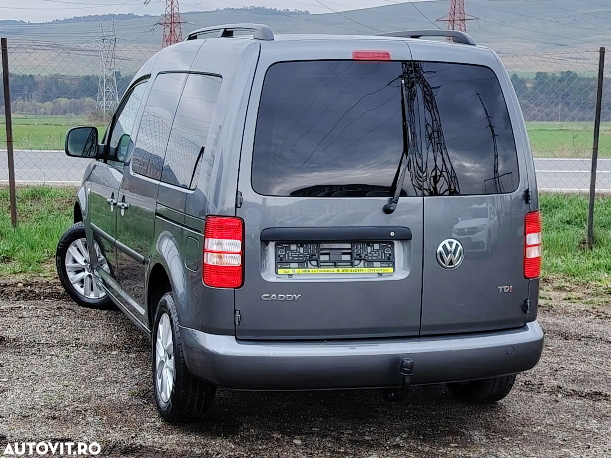 Volkswagen Caddy 1.6 TDI Comfortline DSG - 3