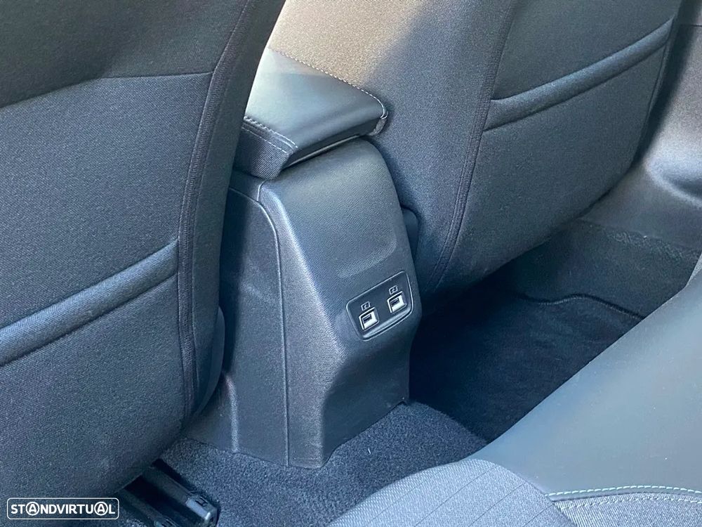 Peugeot 208 1.2 PureTech Allure - 21