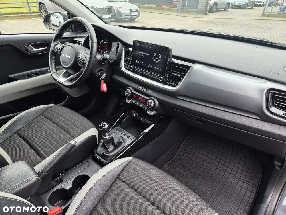Kia Stonic 1.2 L - 12