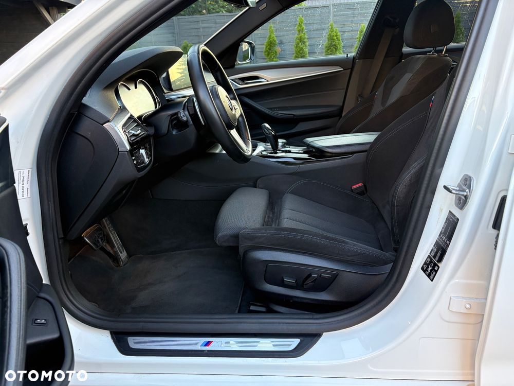 BMW Seria 5 530i xDrive M Sport sport - 17