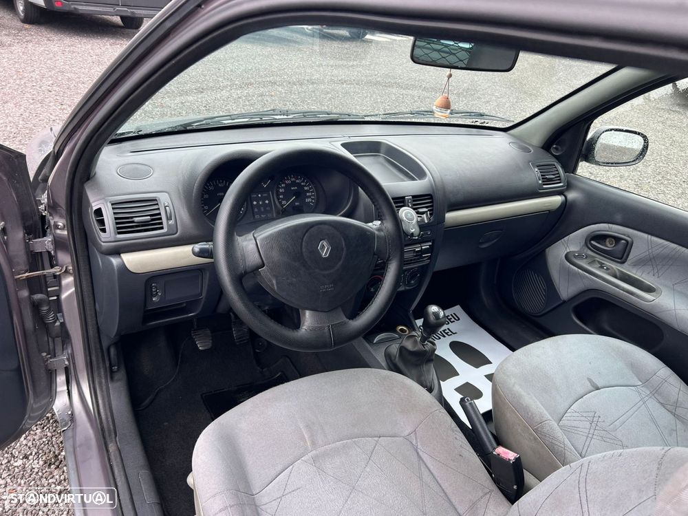 Renault Clio 1.5 dCi - 6