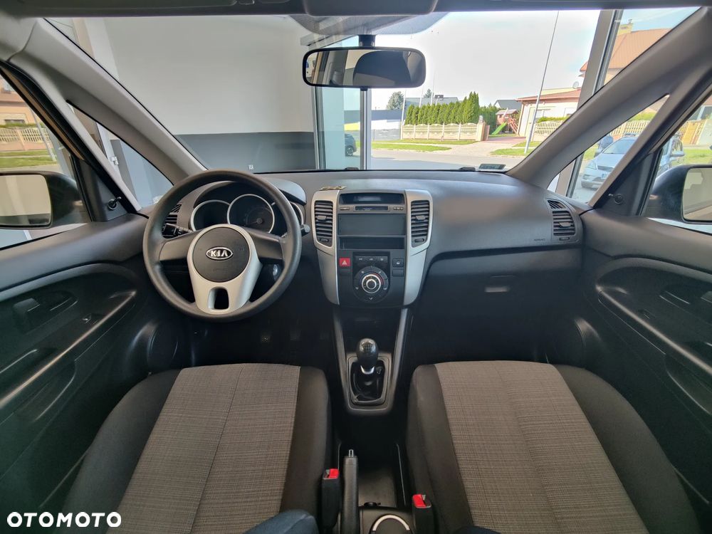 Kia Venga 1.4 S - 11