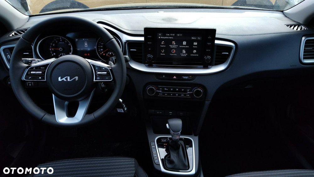 Kia Ceed 1.5 T-GDI M DCT - 11