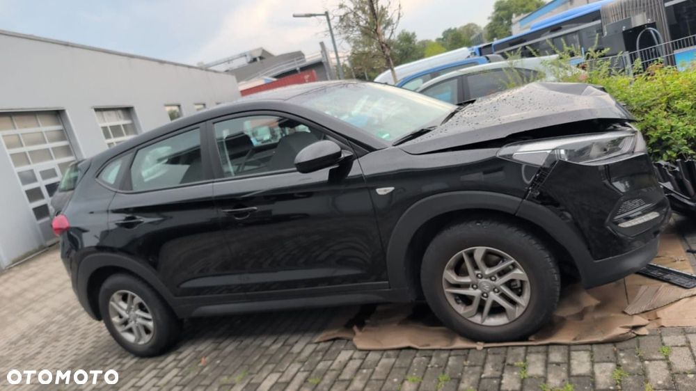 Hyundai Tucson - 1
