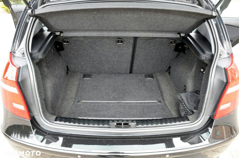 BMW Seria 1 - 37