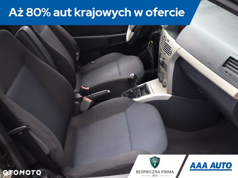 Opel Astra - 10