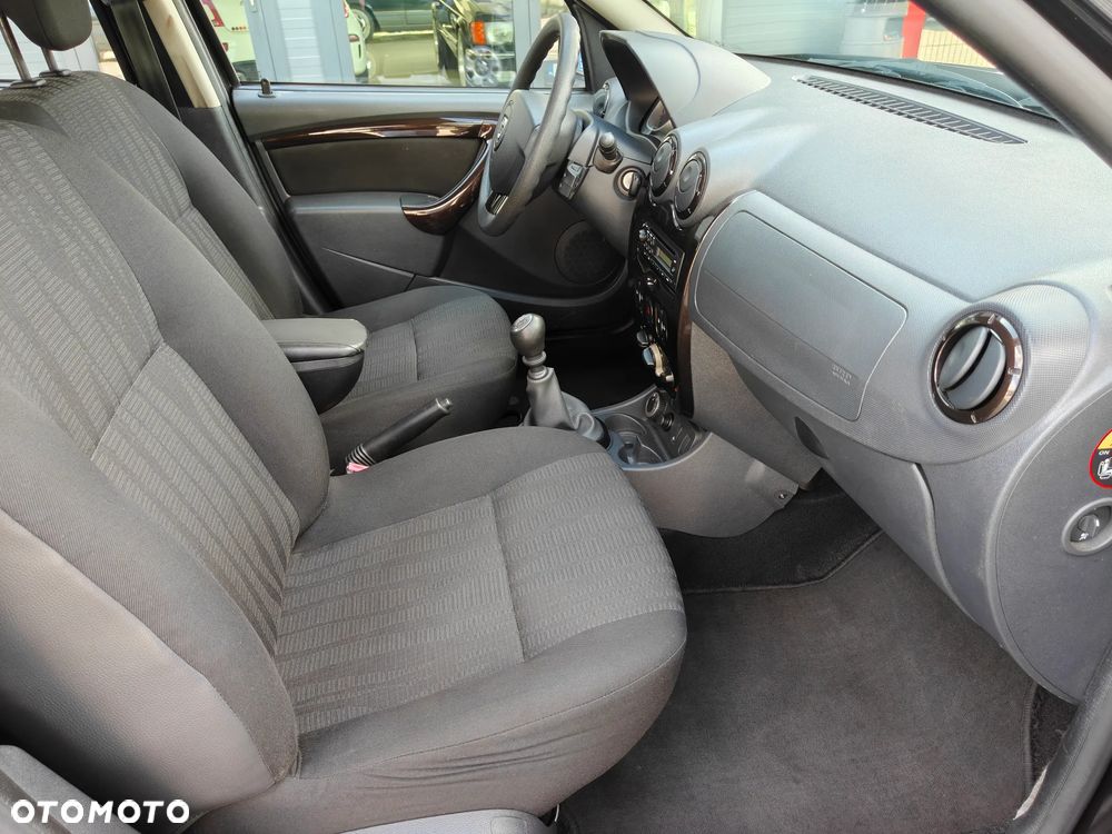 Dacia Duster SCe 115 4x4 Prestige - 23