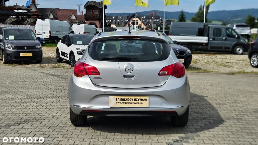 Opel Astra 1.6 Enjoy - 22