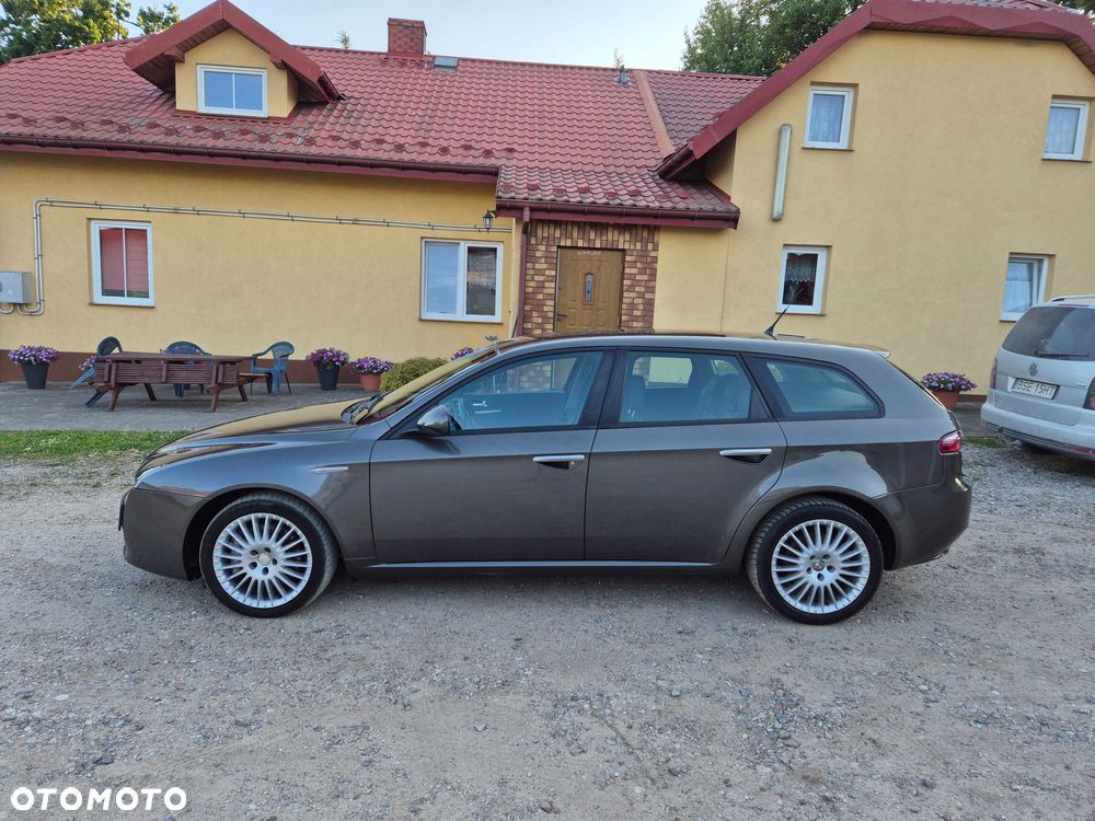 Alfa Romeo 159 - 6