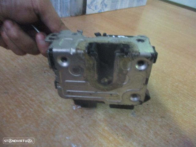 Fecho 8200735227 DACIA SANDERO 2010 1.4I 75CV 5P AZUL Fe 2 Pinos - 2