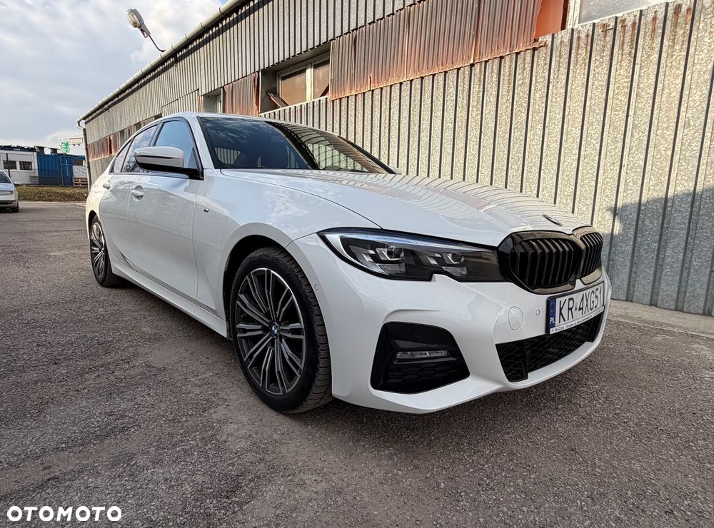 BMW Seria 3 330i M Sport sport - 2