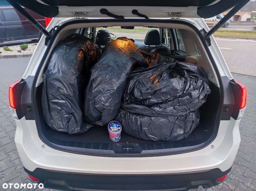 Subaru Forester 2.0i-L Platinum Black Edition EyeSight Lineartronic - 22