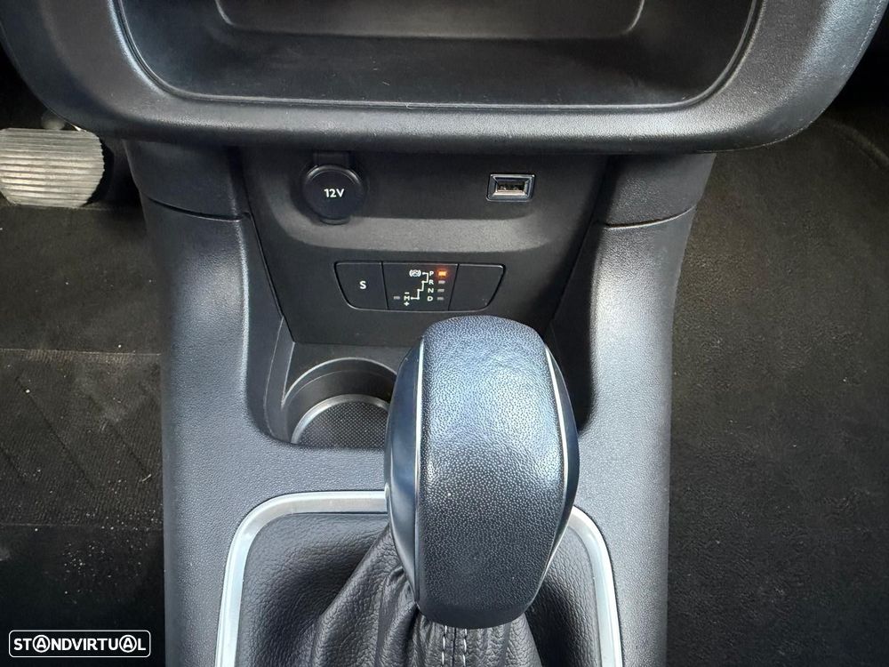 Citroën C3 1.2 PureTech Max EAT6 - 22