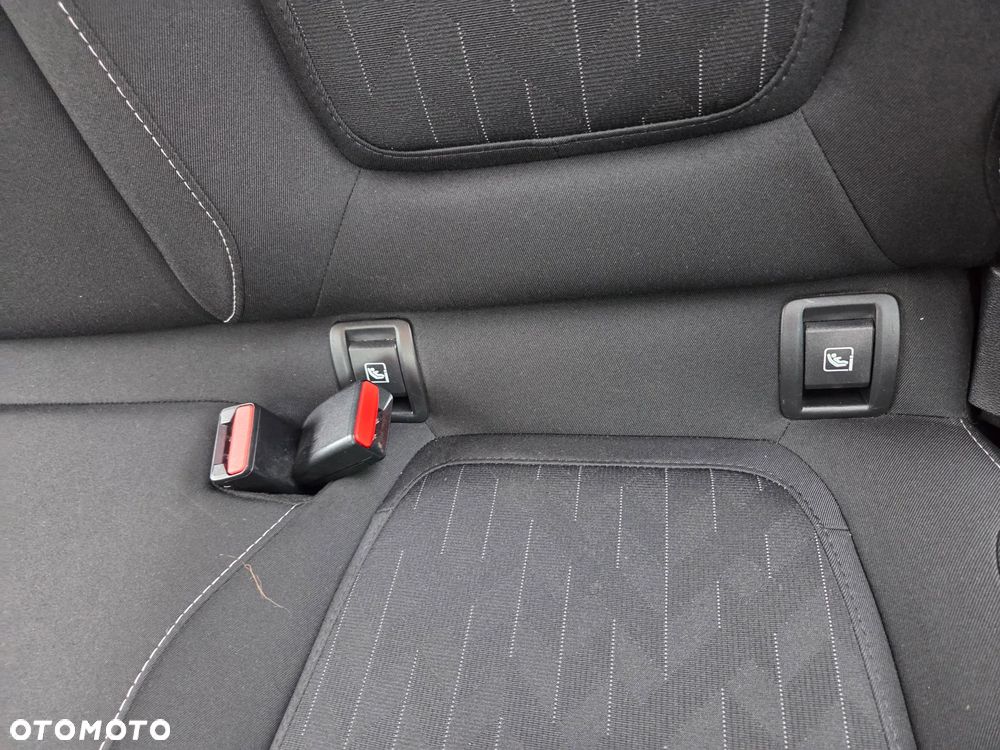 Renault Megane 1.5 Blue dCi Intens - 33