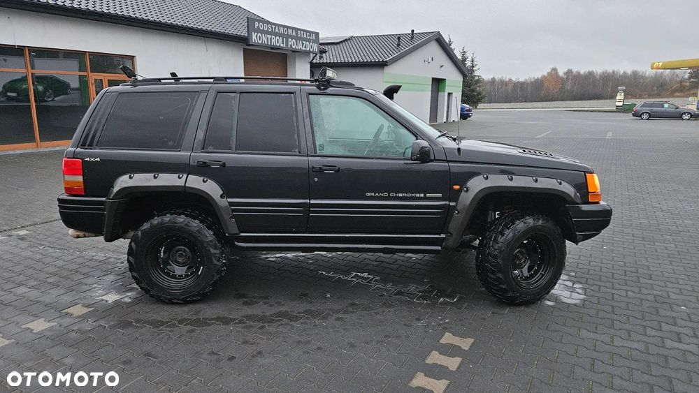 Jeep Grand Cherokee - 2